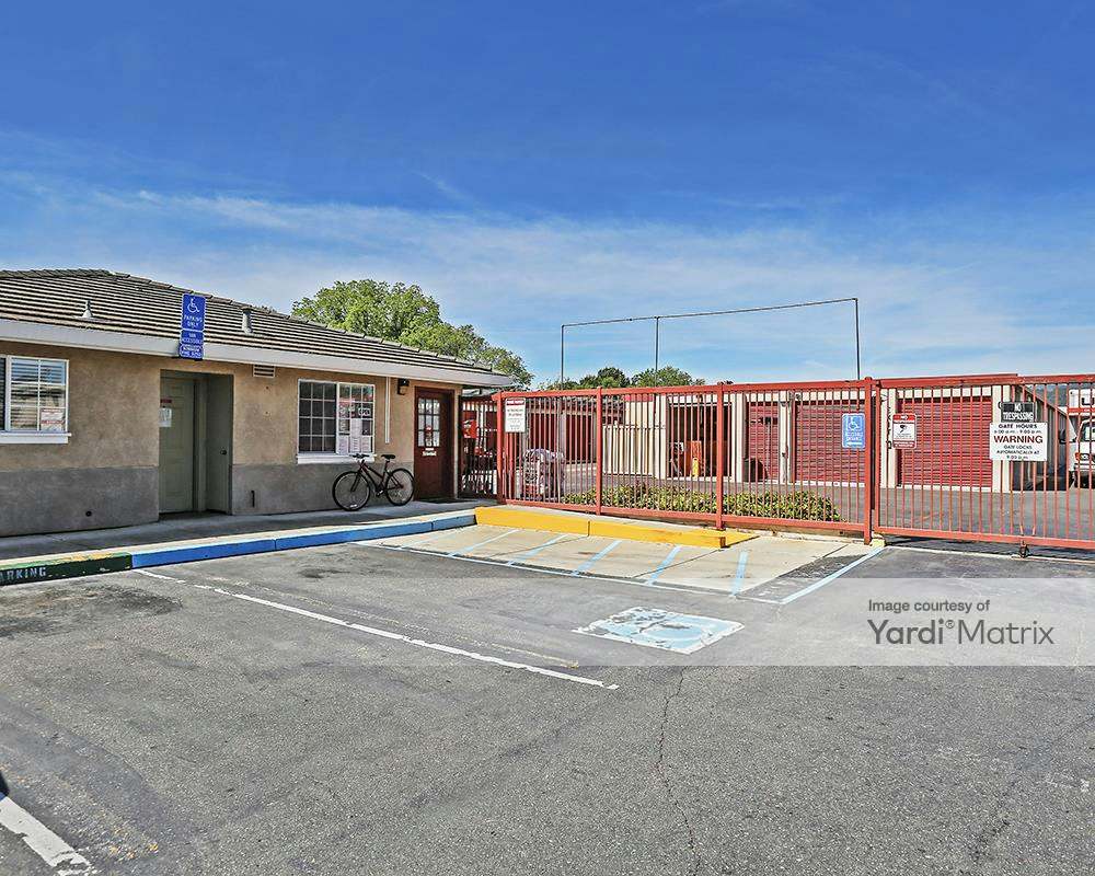 Davis Street Self Storage 920 Davis Street, Vacaville RentCafe